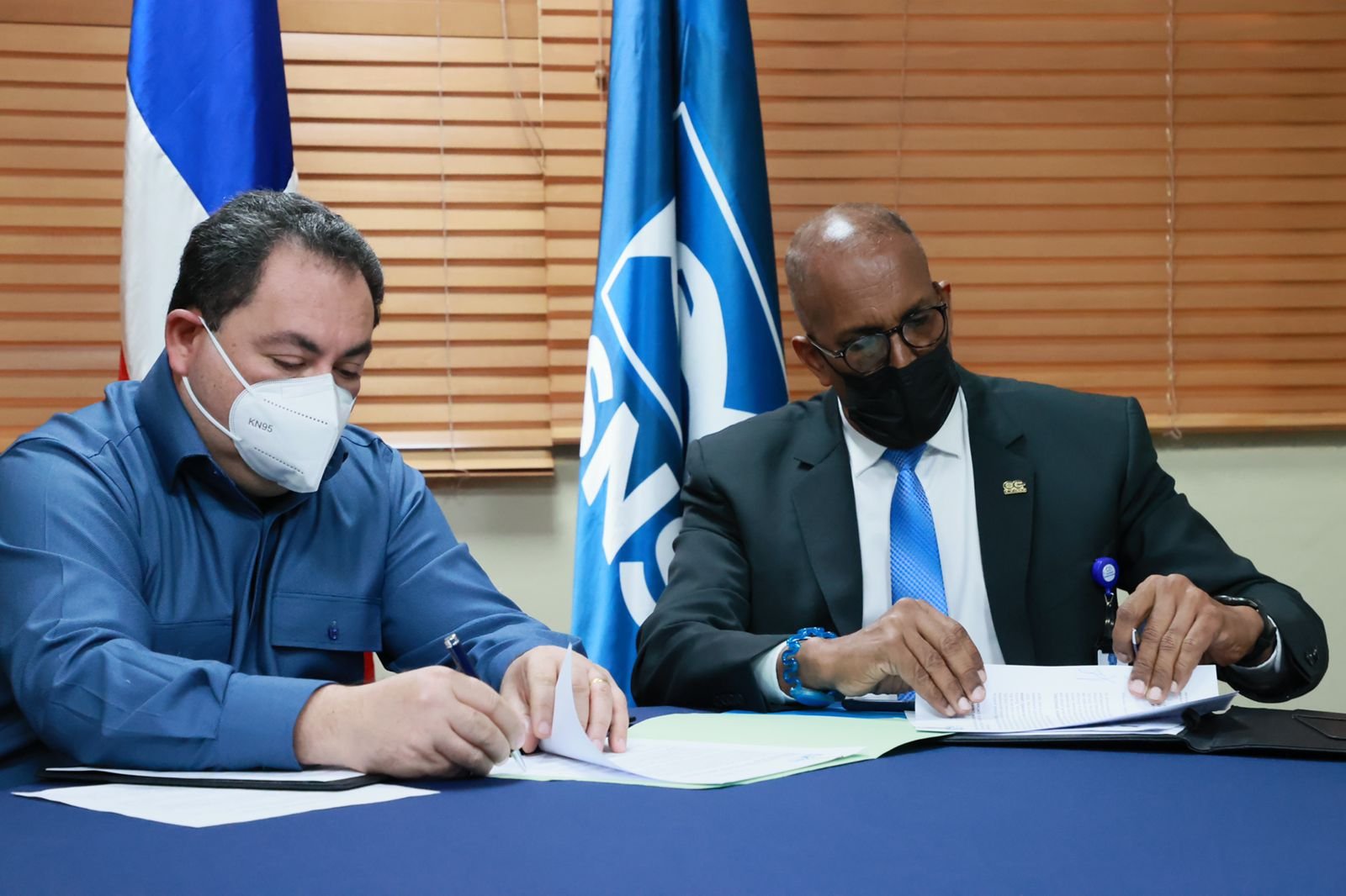 Servicio Nacional de Salud y DIGECOG suscriben acuerdo de colaboración