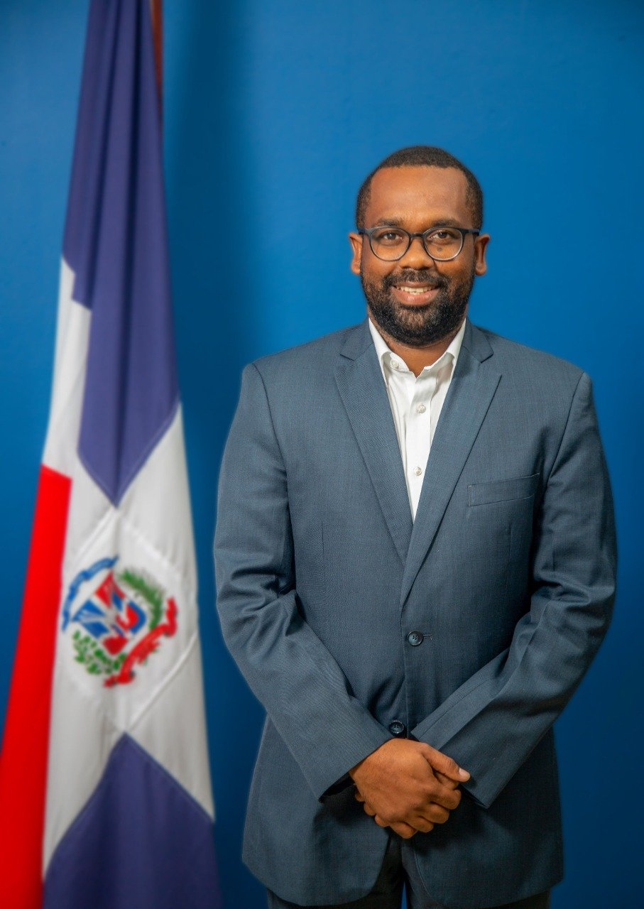 Consejo Superior del Ministerio Público traslada a fiscal Osvaldo Bonilla desde Puerto Plata a Santiago