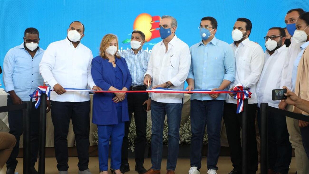 Abinader entrega obras viales en Constanza y Jarabacoa con una inversión de más RD0 millones