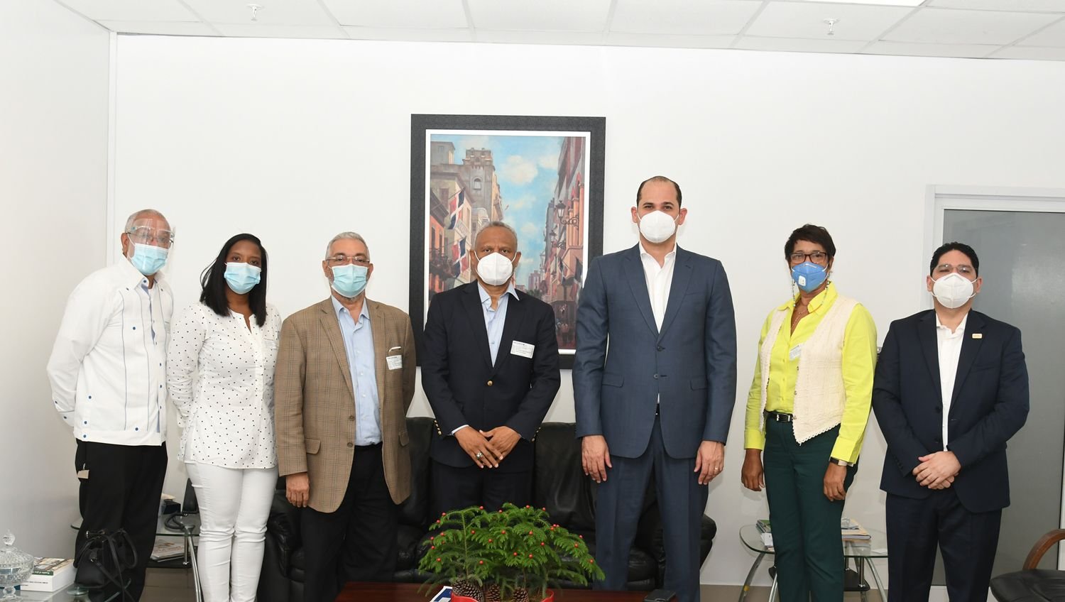 IIBI resalta eficiencia en control de calidad de los medicamentos de Promese/Cal