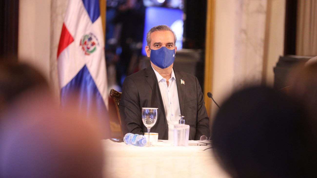 Presidente Abinader convoca a silencio nacional en homenaje a víctimas de la dictadura