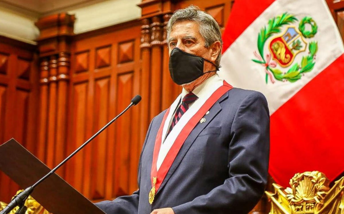 Presidente de Perú rechaza llamado de un grupo de militares (r) a desconocer resultado de elecciones