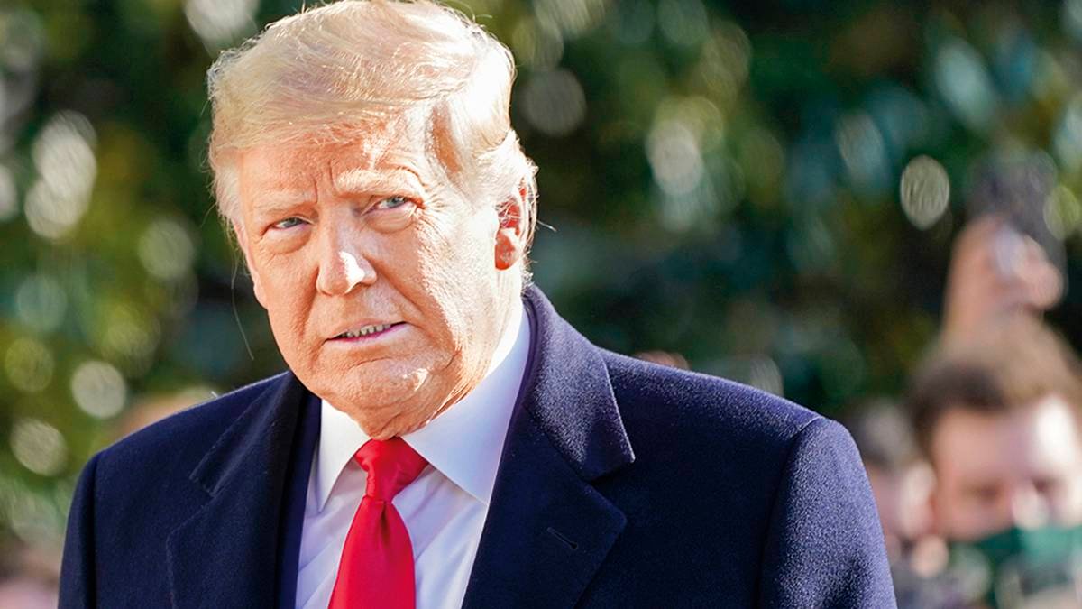 Facebook veta a Trump por dos años tras decisión de su consejo asesor