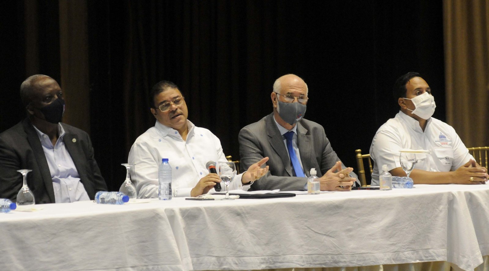 Ministro de Deportes reafirma apoyo a todos los atletas de manera institucional