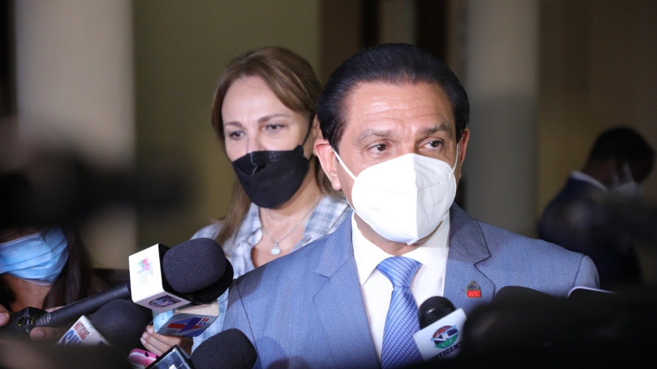 Gobierno anuncia jornada especial de vacunación que inicia este jueves