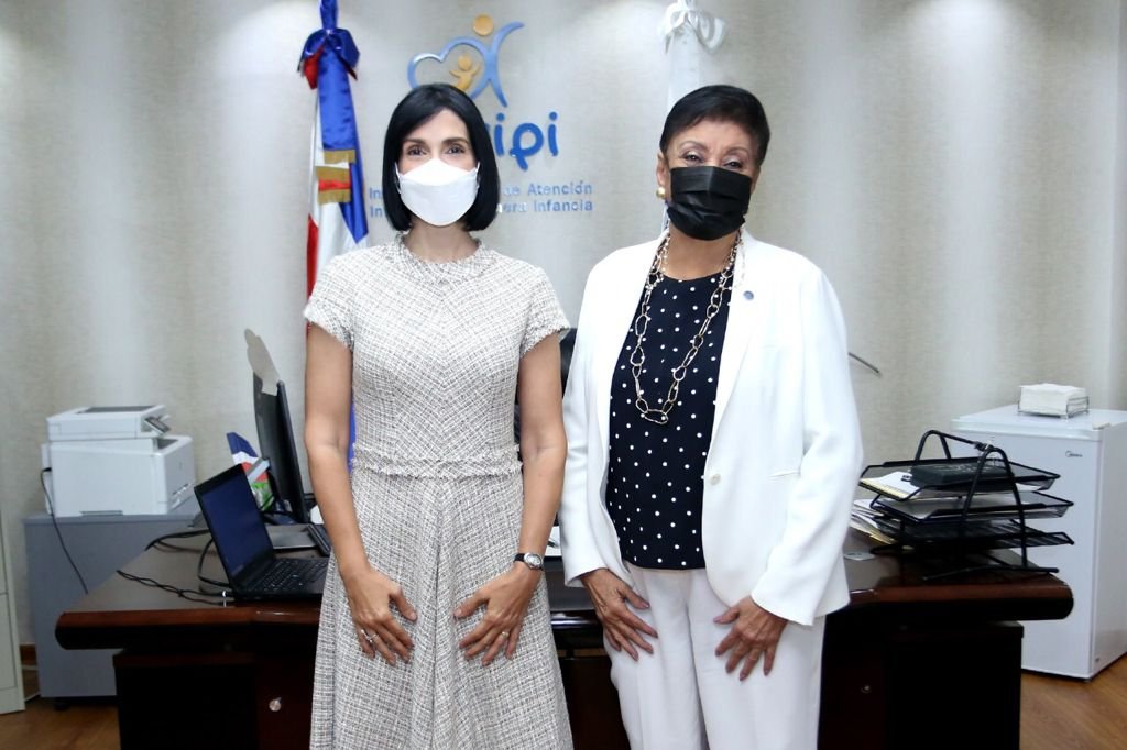Primera dama e Inaipi acuerdan acciones en beneficio de la primera infancia en RD