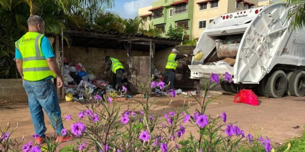 Ayuntamiento Santo Domingo Este rescinde contrato con empresa y asume recogida de basura en circunscripción 3