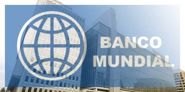 Banco Mundial distribuirá 430 millones de dosis de vacunas contra el COVID-19