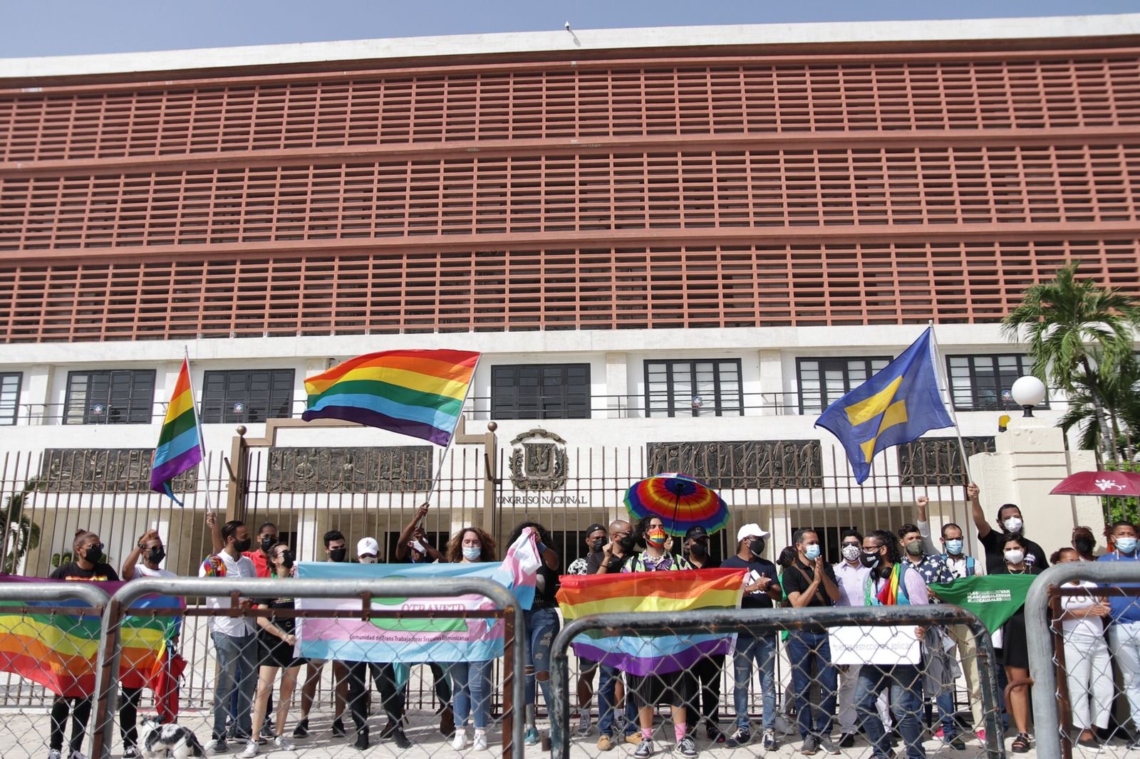 Grupos protestan exclusión de discriminación por orientación sexual en Código Penal