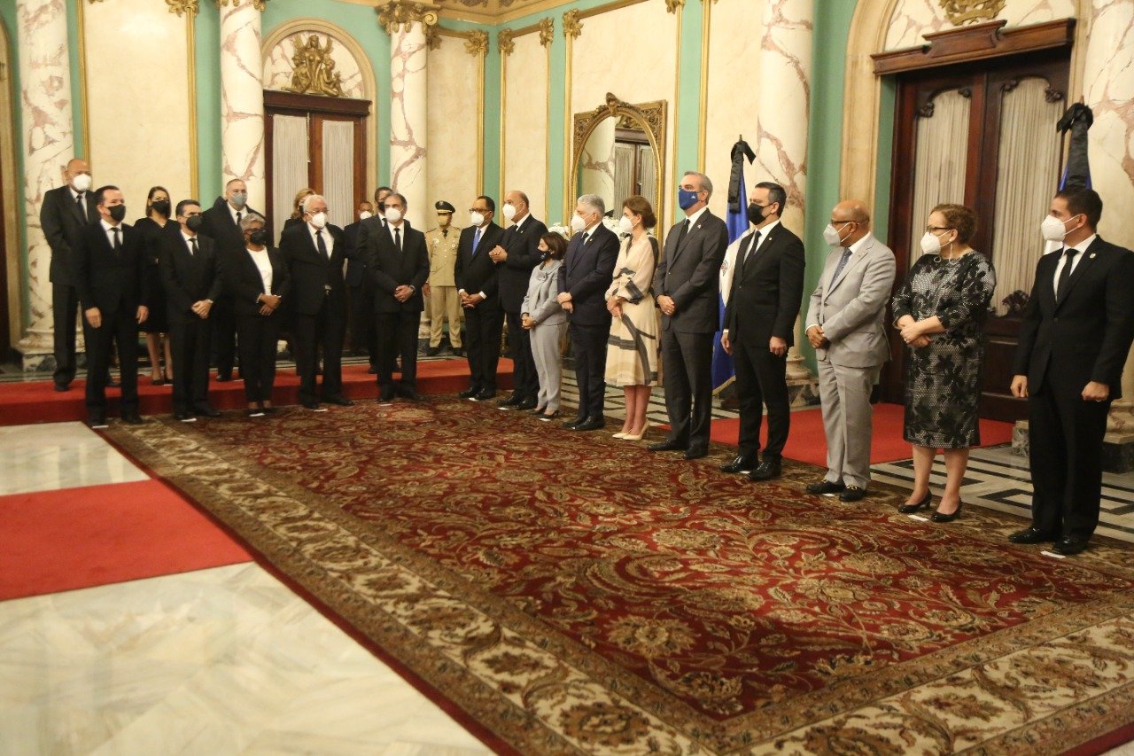 CNM juramenta nuevos jueces y suplentes para el TSE