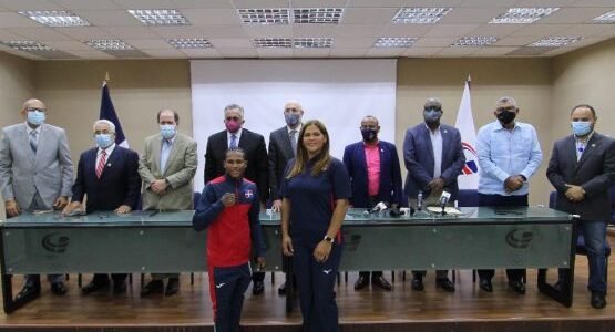 Prisilla Rivera y Rodrigo Marte abanderados de la delegación dominicana para los Juegos Olímpicos