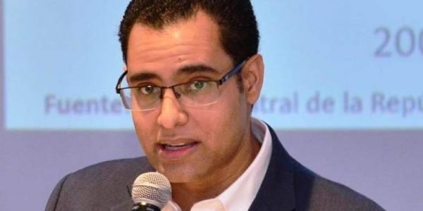 Juan Ariel Jiménez define como difícil la situación de la economía dominicana