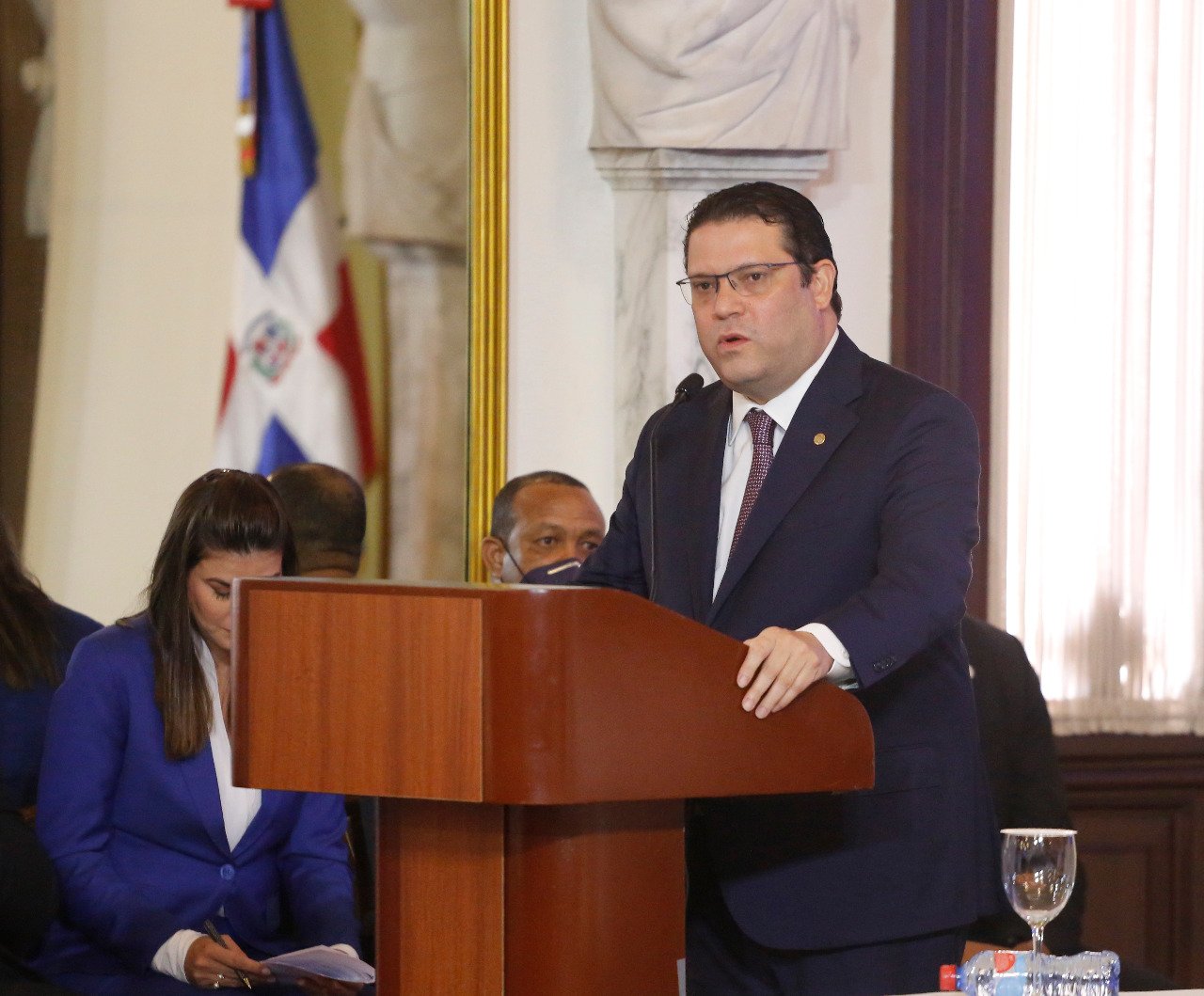 Poder Ejecutivo da a conocer nueva Ley de Aduanas que eficientiza y moderniza sector aduanero