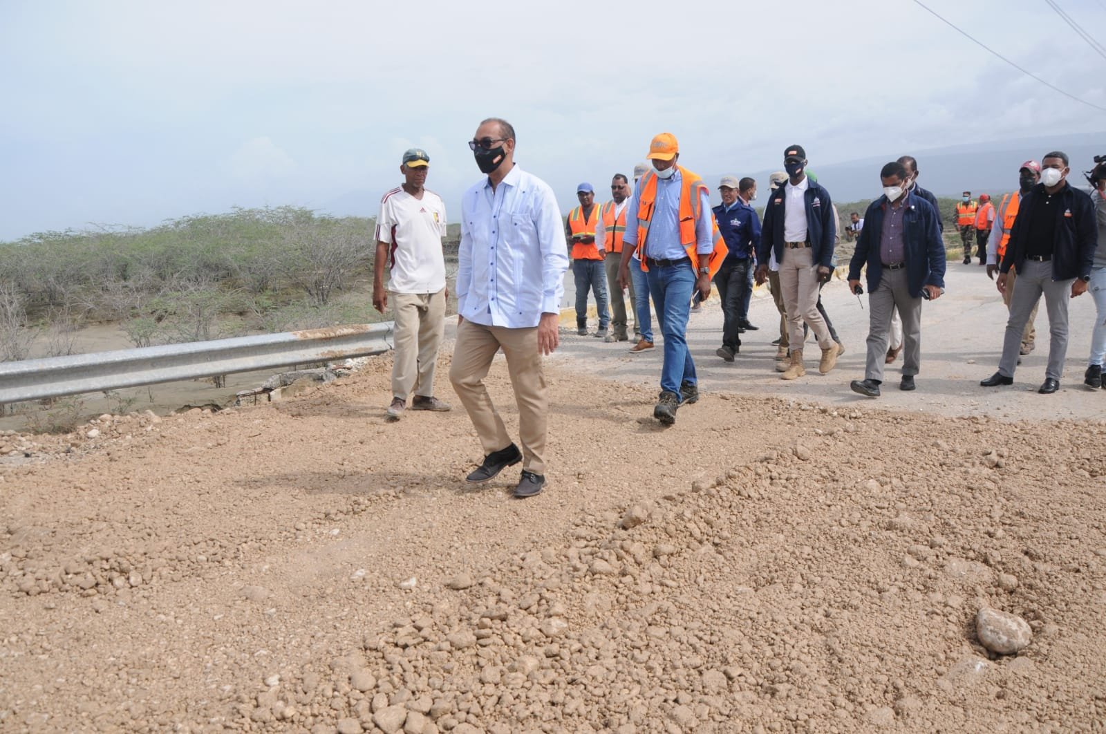Deligne Ascención dispone reconstrucción de 5 puentes derribados por Tormenta Grace en Barahona y restablecer el paso por el de Las Tres Luces en Neiba