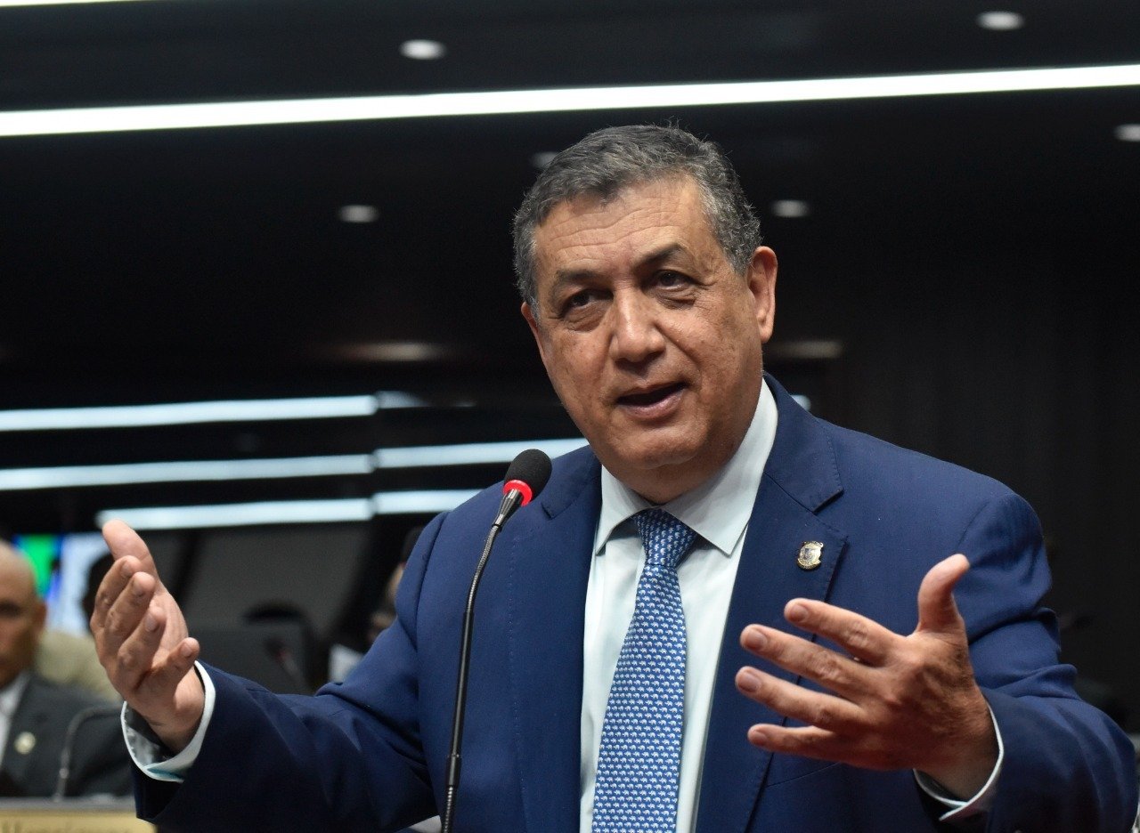 Vocero diputados PLD pide a Contrataciones Públicas cancelar de urgencia licitaciones Línea 2-c del Metro de Santo Domingo