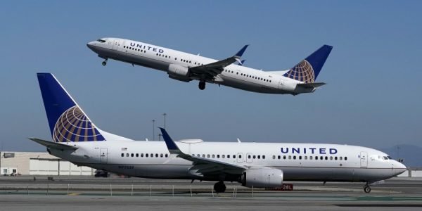 United Airlines despedirá empleados que no se vacunen