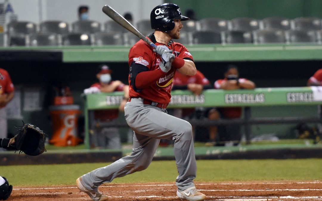 Leones traerán al catcher Brett Sullivan por segunda ocasión