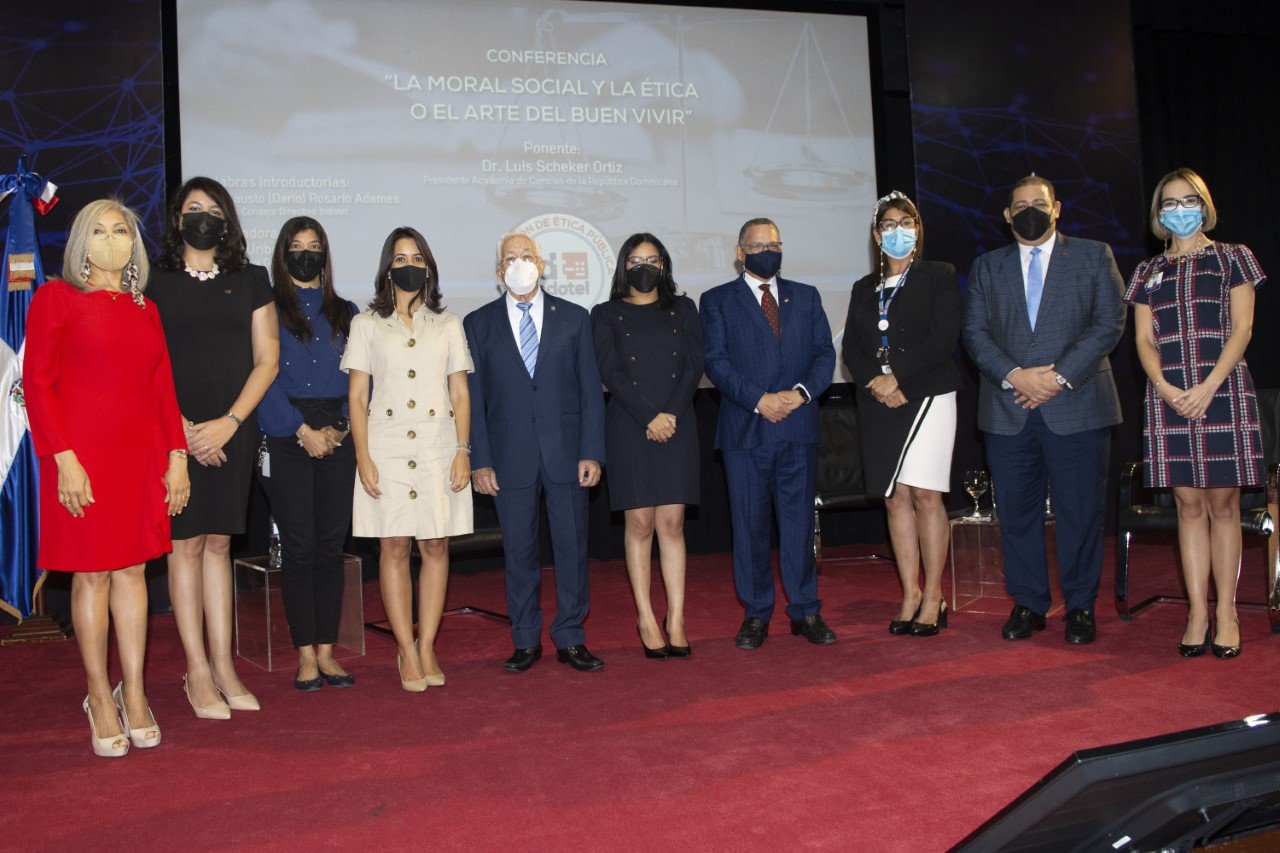 Indotel imparte conferencia “La moral social y la ética o el arte del buen vivir”