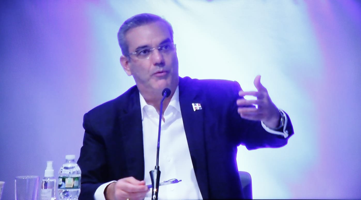 Presidente Abinader anuncia un conjunto de medidas en beneficio de dominicanos en NY