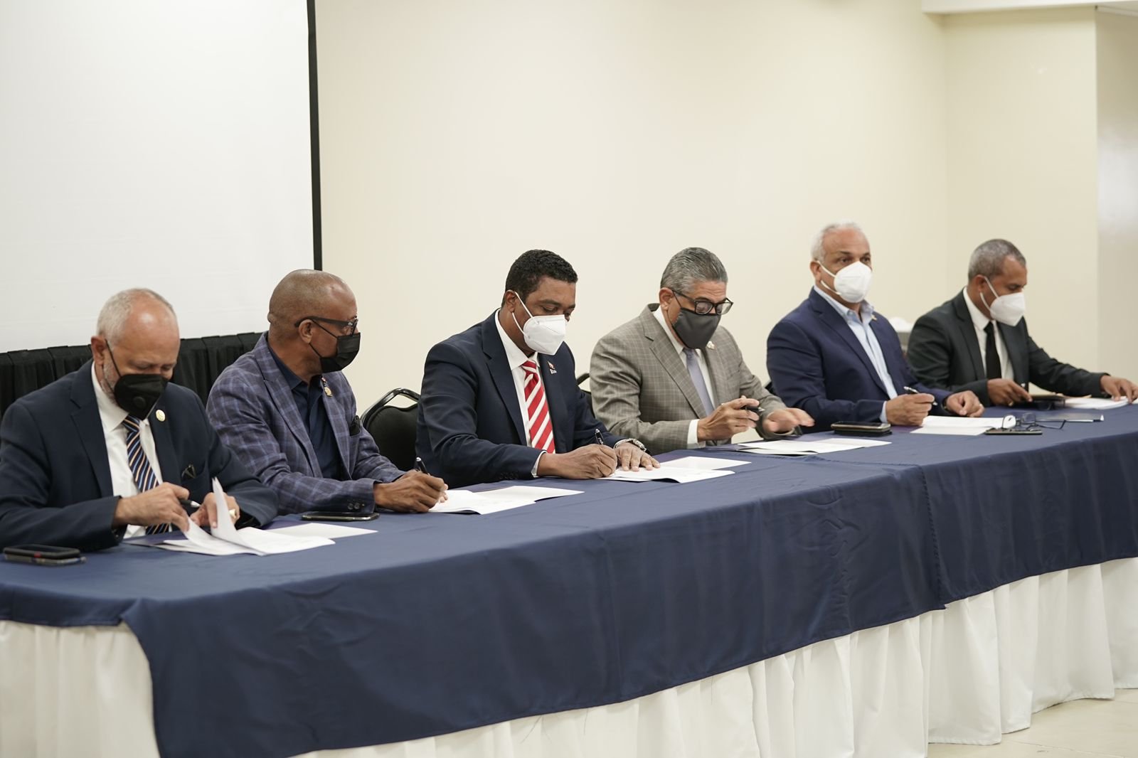 Ogtic y Fedomu acuerdan fortalecer las plataformas digitales de todos los ayuntamientos