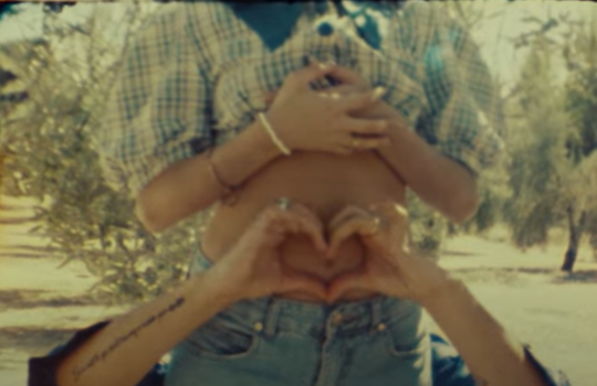 Con su nuevo videoclip, Camilo y Evaluna anuncian serán padres