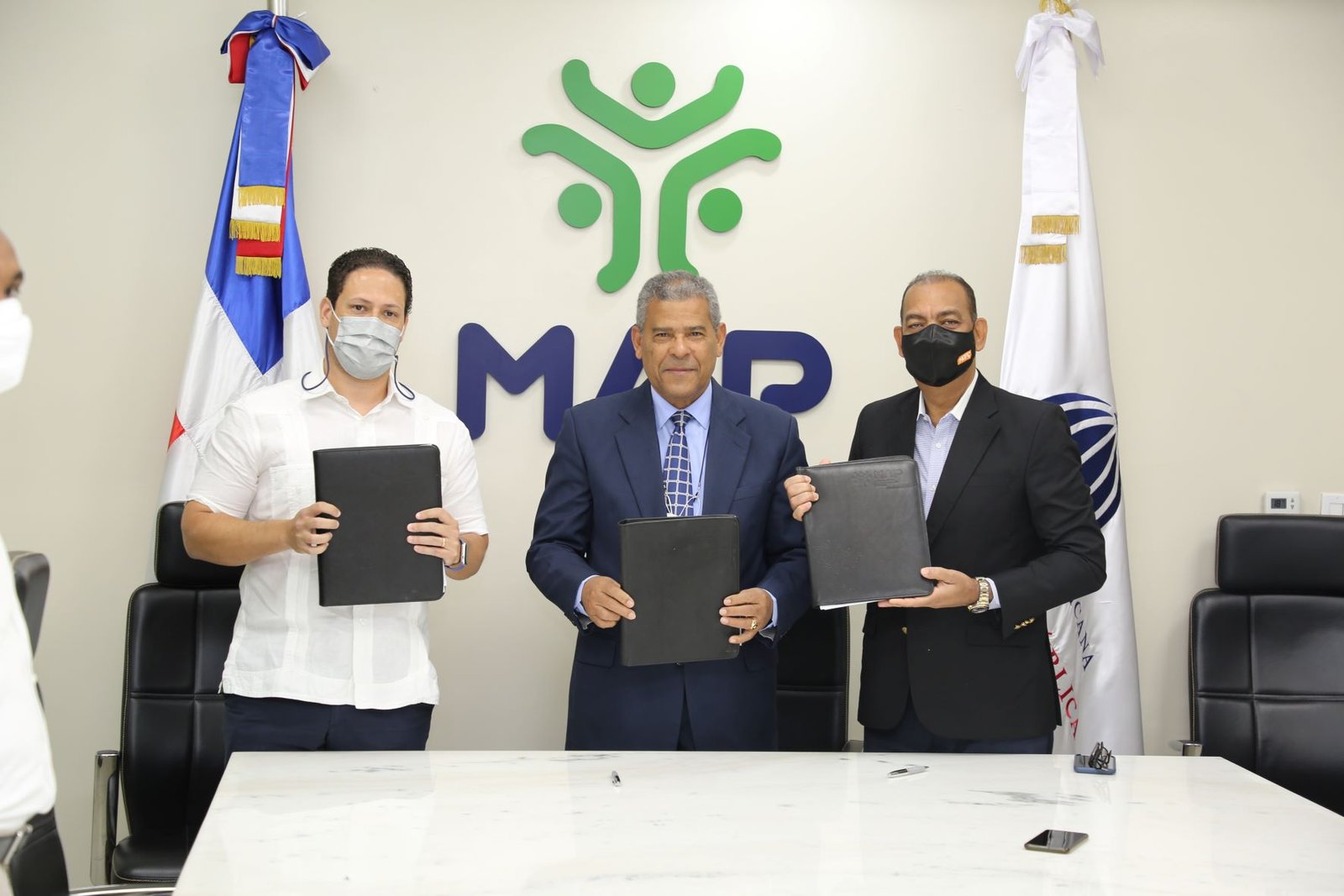 Elaboran procedimiento para la puesta en marcha del Ministerio de la Vivienda, Hábitat y Edificaciones Elaboran procedimiento para la puesta en marcha del Ministerio de la Vivienda, Hábitat y Edificaciones