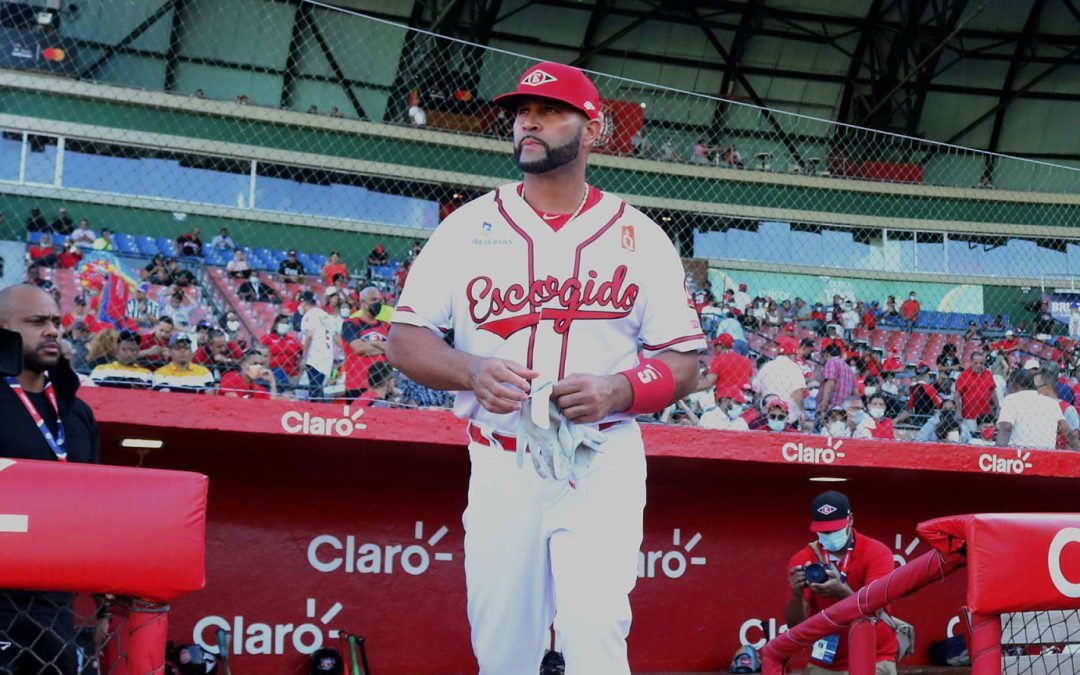 Pujols se reincorpora a Leones; llega Hicks
