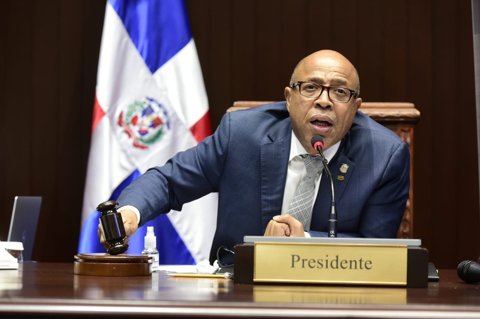 Diputados aprueban contrato de Fideicomiso para desarrollo del transporte masivo de RD