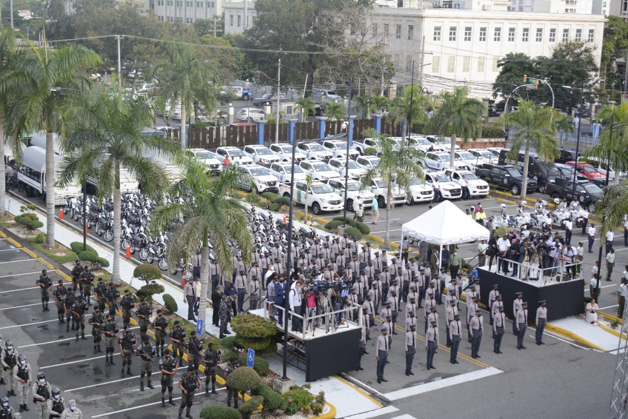 Inicia “Operativo Navideño Compromiso con la Vida 2021” con miles de agentes para reforzar seguridad ciudadana durante las festividades navideñas”