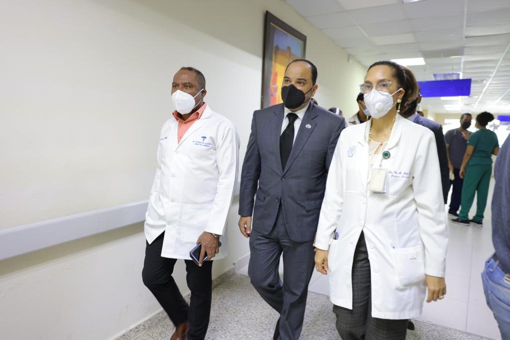 Defensor del Pueblo visita hospitales para verificar se respeten derechos de parturientas extranjeras