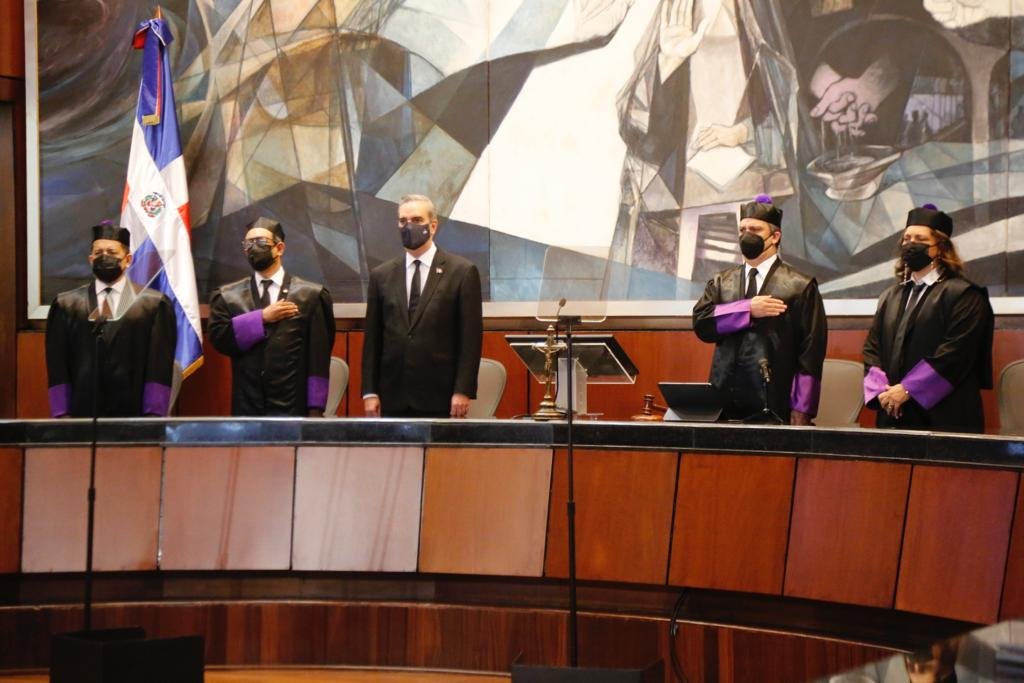 Presidente Abinader asiste a audiencia solemne por Día del Poder Judicial