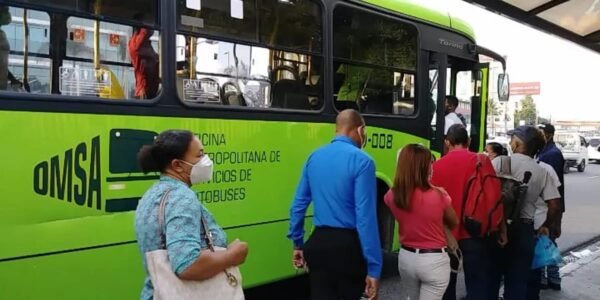 Autobuses de la OMSA transportarán usuarios del Metro por suspensión del servicio en el tramo elevado