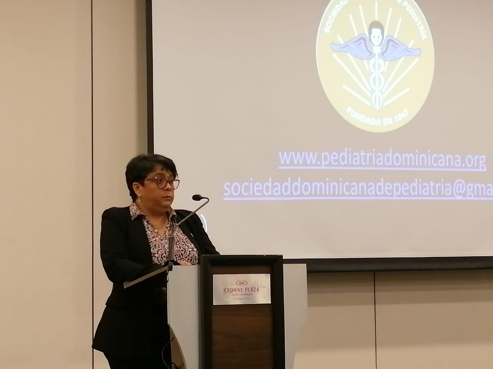 Pediatras se oponen a la apertura de clases presenciales, ante aumento de casos de Omicron