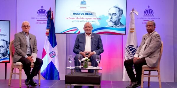 El MINERD lanza la Cátedra Ciudadana Eugenio María De Hostos Ministro Roberto Fulcar, junto a los intelectuales Andrés L. Mateo y Odalis Pérez resaltó los aportes del Gran Maestro de América