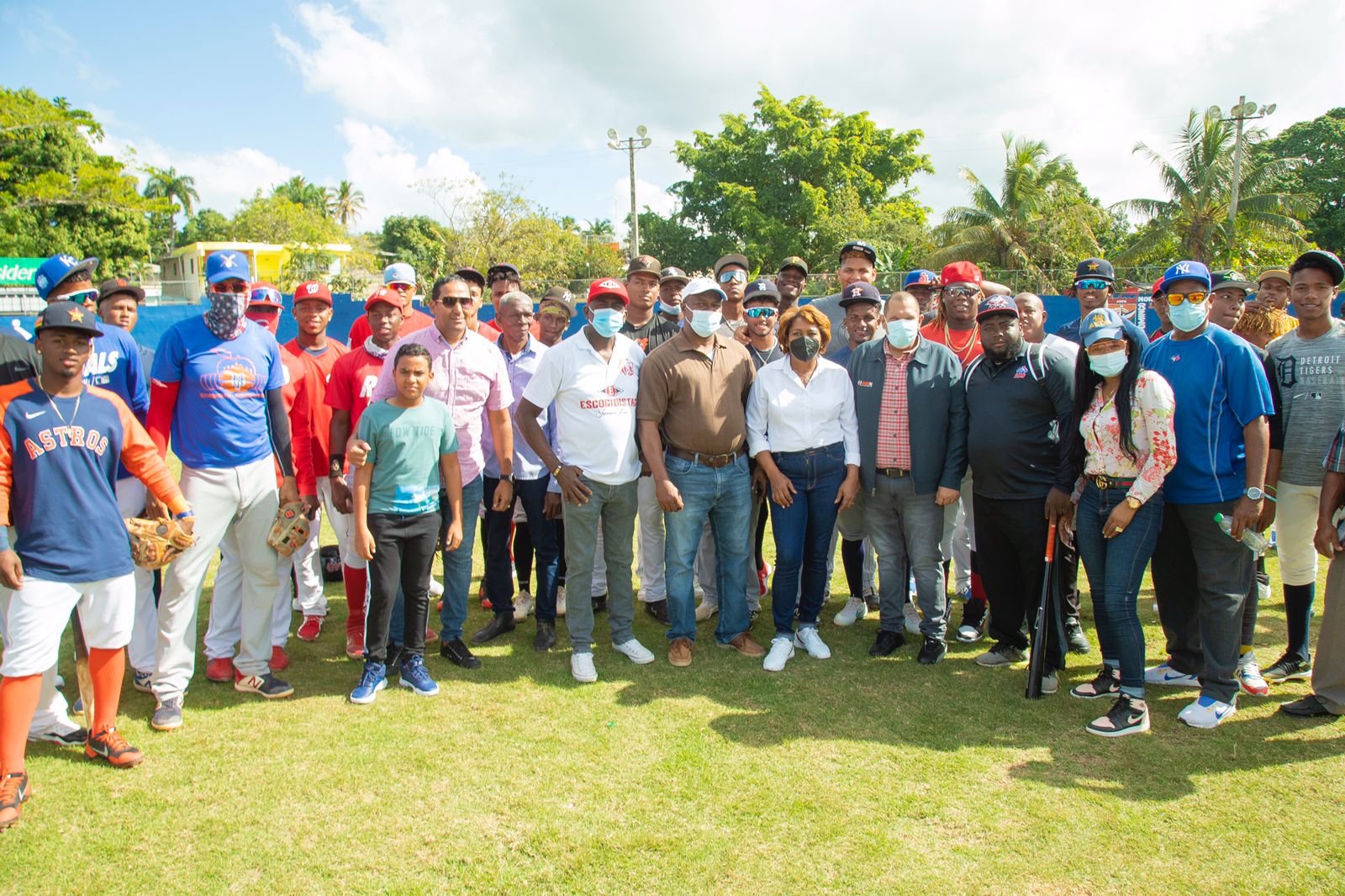 ASDN remoza play de béisbol El Mamey, Villa Carmela