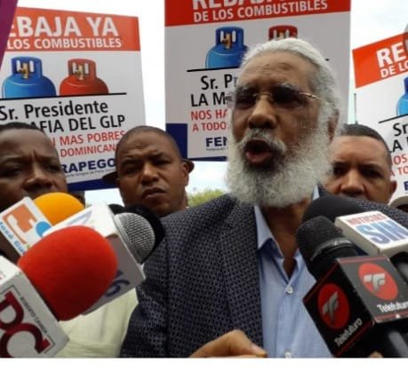 Hubieres: gobierno está confiando en su alta popularidad pero el pueblo no perdonará precios de los combustibles