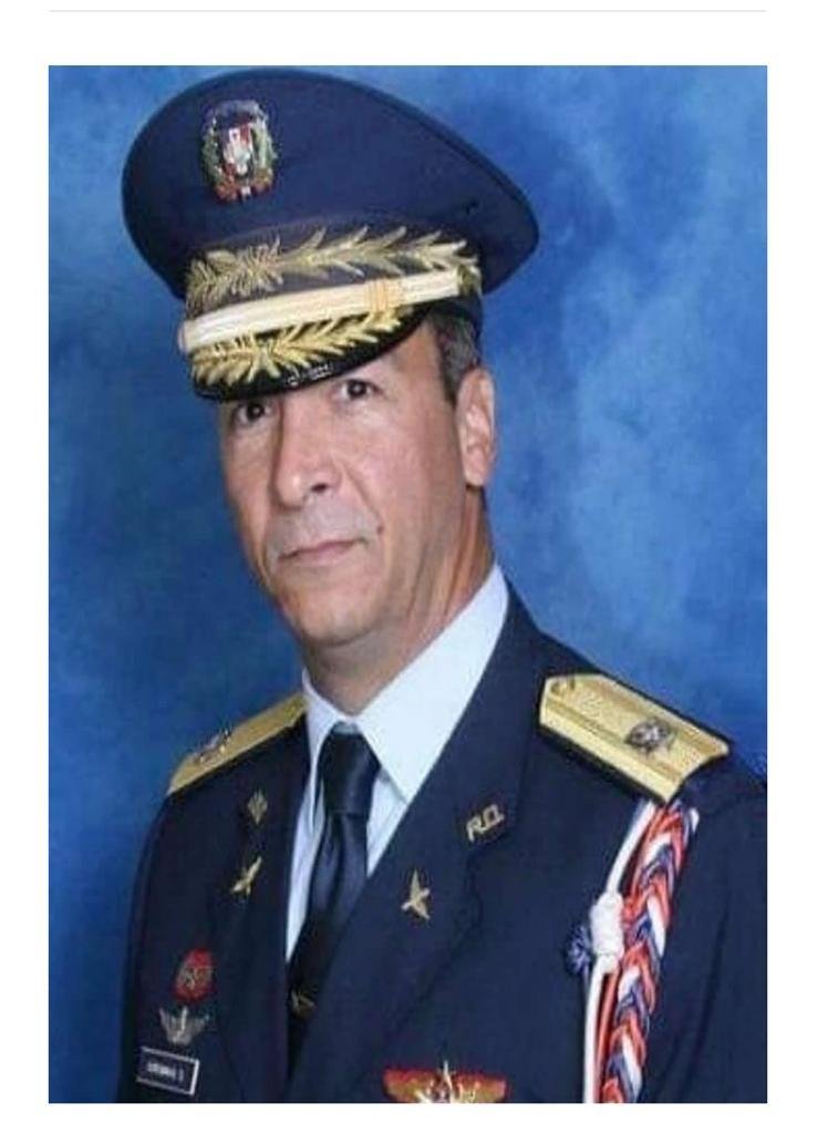 Ministro de Defensa designa nuevo director ejecutivo de la Superintendencia de Vigilancia y Seguridad Privada