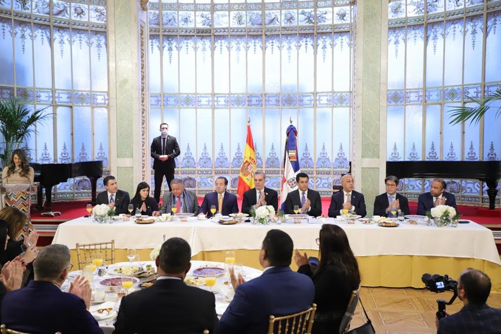 Presidente Abinader: es responsabilidad de todos seguir impulsando el turismo