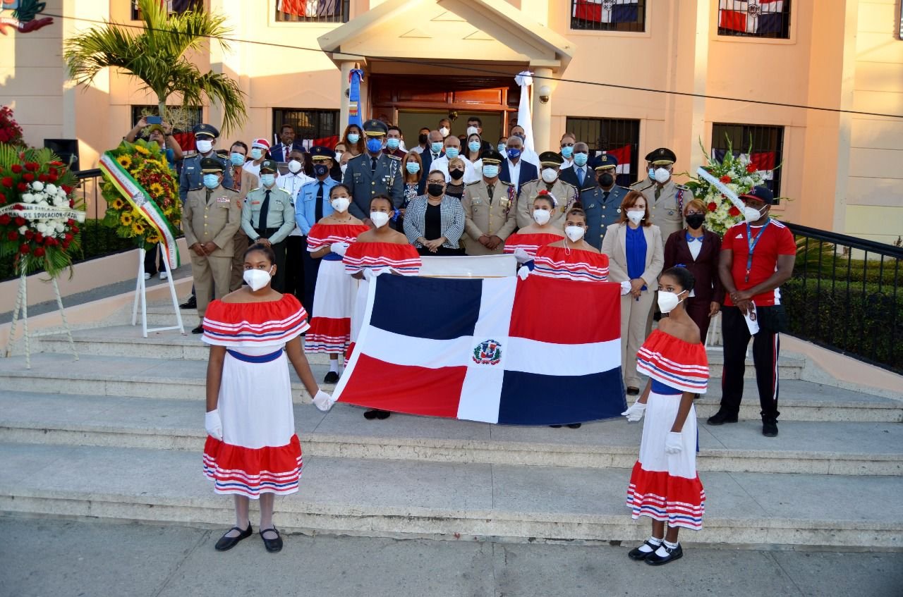 CPEP y Gobernación de Azua rinden honores a Juan Pablo Duarte por aniversario de su natalicio