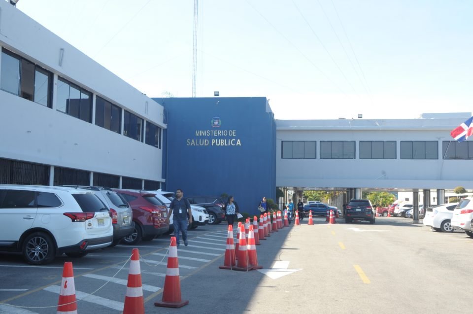 Ministerio de Salud Pública emite alerta sanitaria sobre fórmulas infantiles por presencia de Salmonella