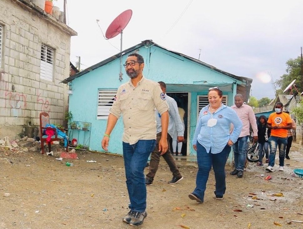 Director Ejecutivo de la Defensa Civil agota amplia agenda de trabajo en región sur del país