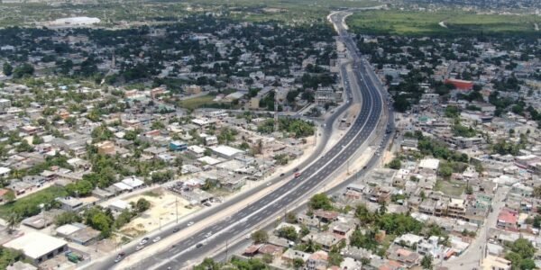 Obras Públicas dará apertura provisional<br>al elevado del distribuidor de Andrés Boca Chica