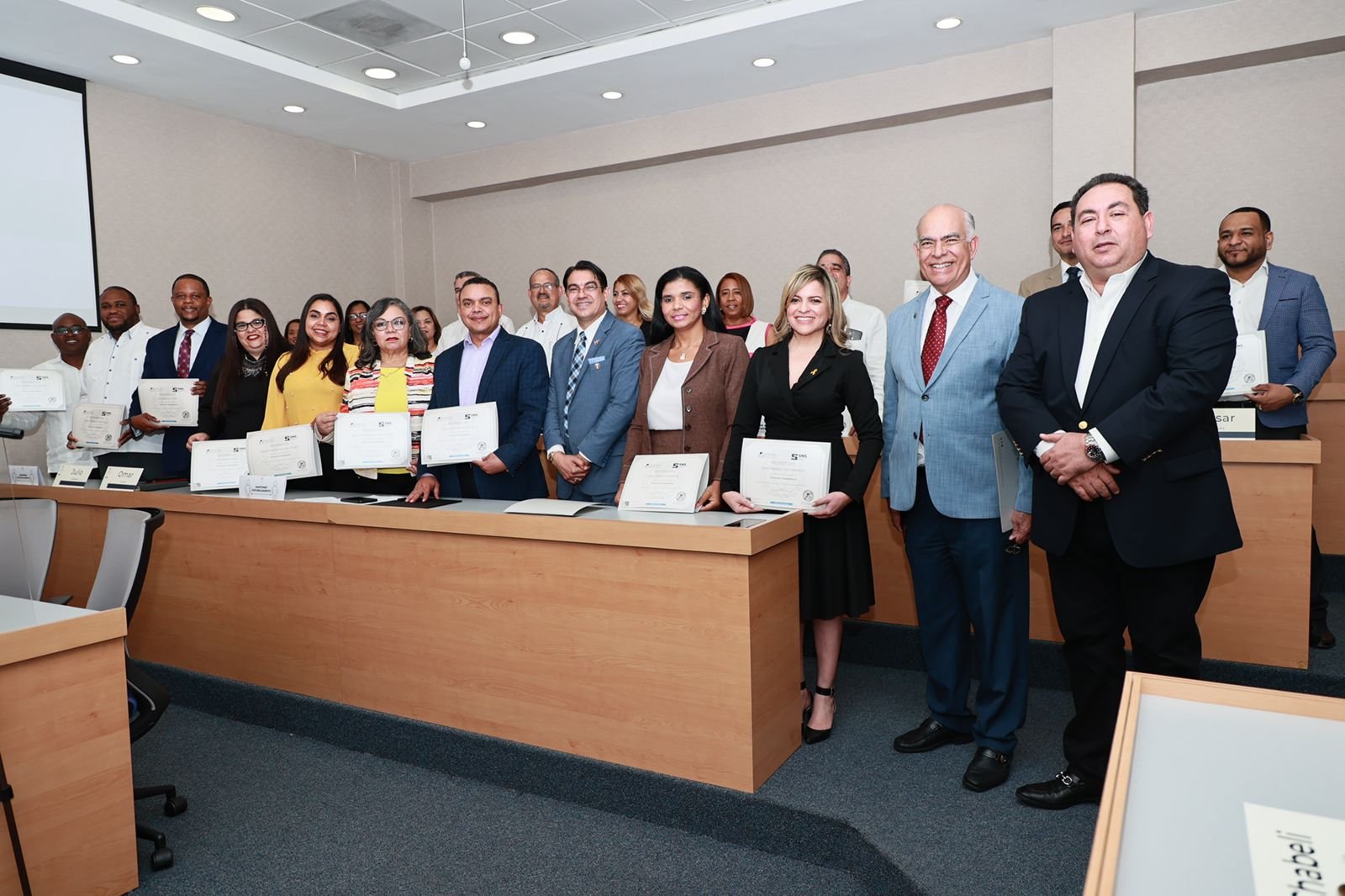 Imparten capacitación en Gerencia Hospitalaria a personal de salud