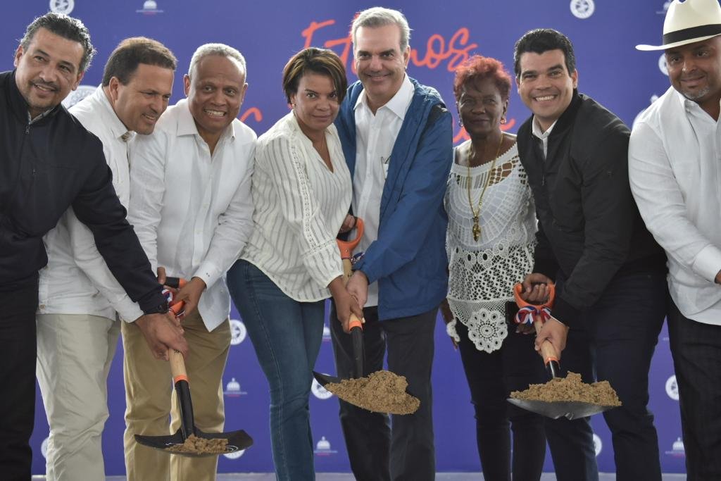 Gobierno inicia anhelado acueducto distrito municipal Majagual 