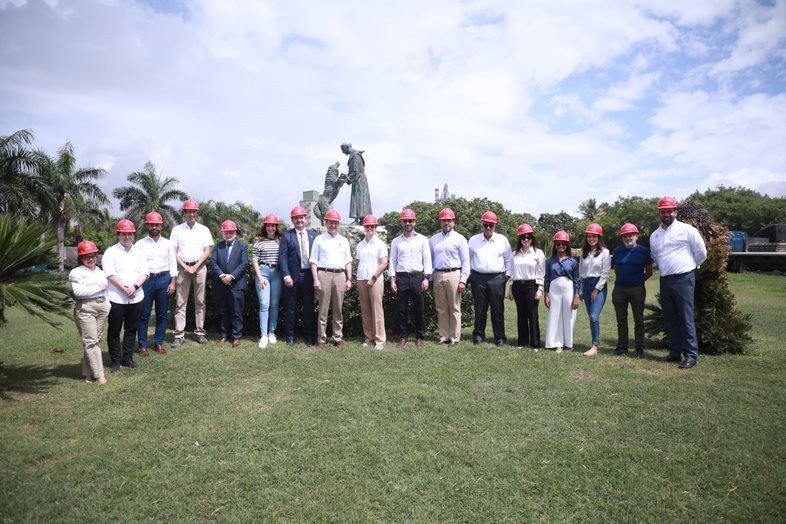 La Ruta Industrial de MICM hace parada en Domicem