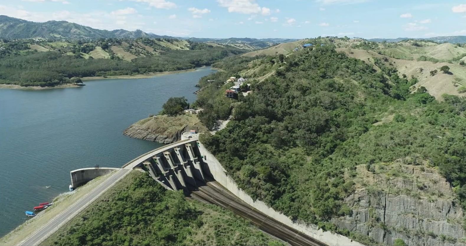 EGEHID dispone suspensión provisional del uso de botes y jet ski en embalses de las presas