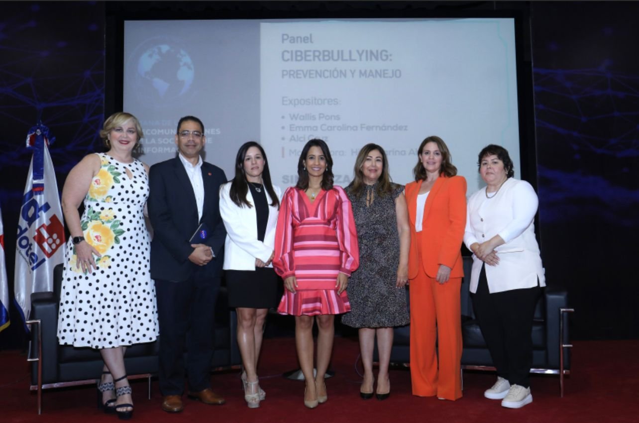 Indotel y MAPFRE realizan panel Ciberbullying, Prevención y Manejo