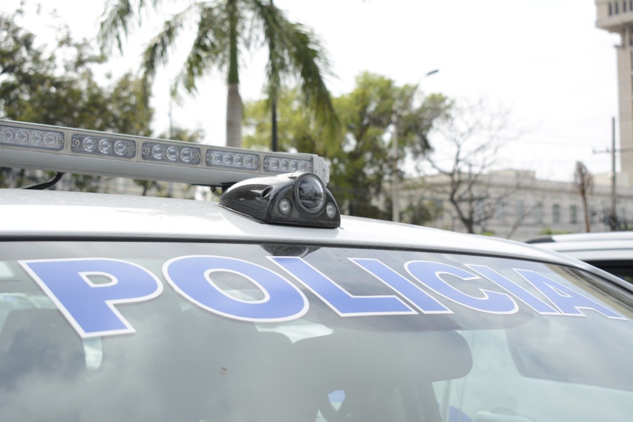 Gobierno presenta las primeras 339 unidades policiales equipadas con car kits