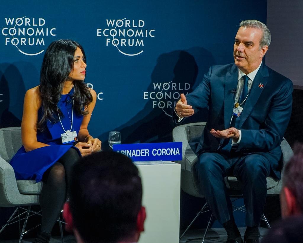 Éxito del turismo de RD despierta interés en Davos; Abinader: el sector vital para recuperar la economía