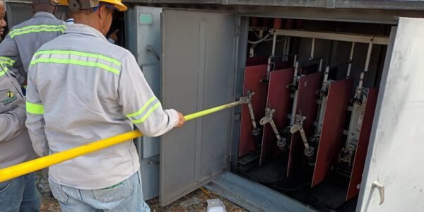 MOPC informa fue restablecida iluminación del túnel avenida Las Américas.